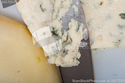 Image of cheese and pears