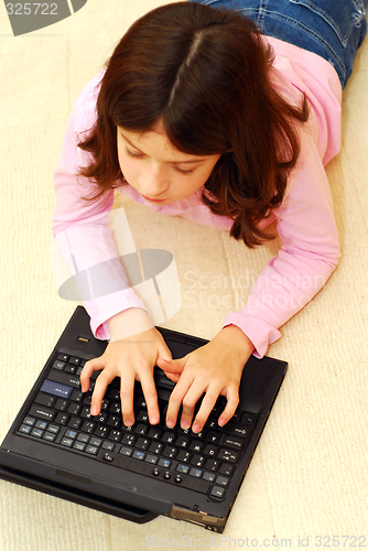 Image of Girl computer