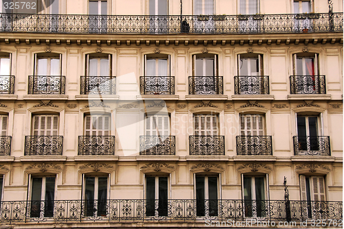 Image of Paris windows