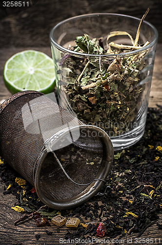 Image of tea leaves