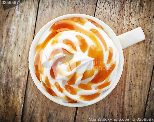 Image of cup of caramel latte