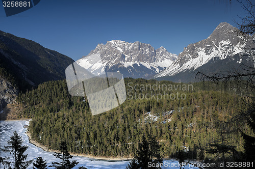 Image of mountain view from the alps