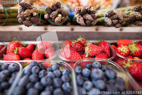 Image of Strawberries, blueberries and asparagus