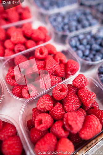 Image of Raspberries and blueberries