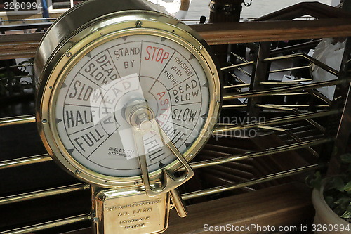 Image of shiny engine order telegraph 4646