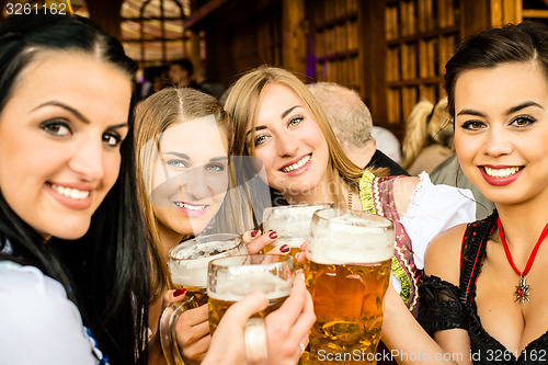 Image of Girls drinking beer