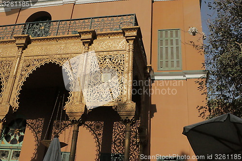 Image of Mashrabiya a type of projecting oriel window enclosed with carved wood latticework_4705