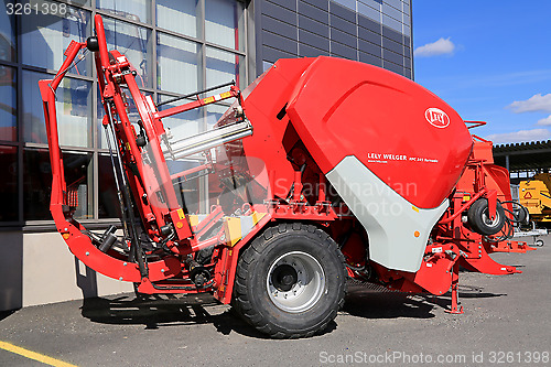 Image of Lely Welger RPC 245 Tornado Baler Wrapper Combination Machine