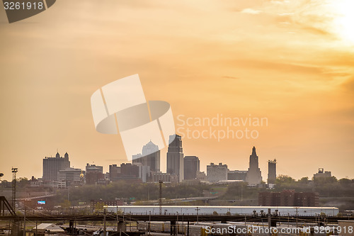 Image of Kansas City skyline at sunrise