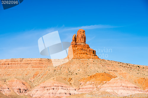 Image of monument valley setting hen monument