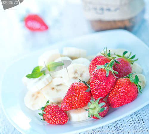 Image of strawberry with banana