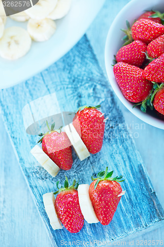 Image of strawberry with banana