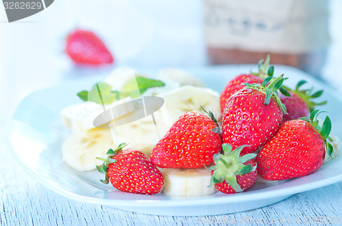 Image of strawberry with banana