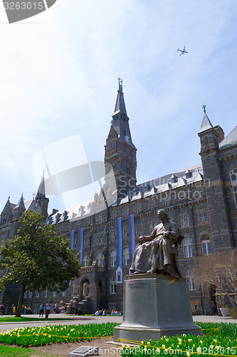 Image of John Carroll statue by Georgetown University