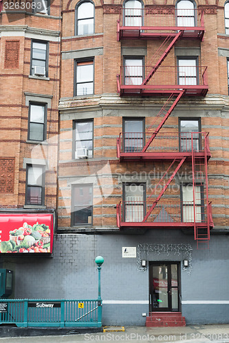 Image of Subway entrance in the UES