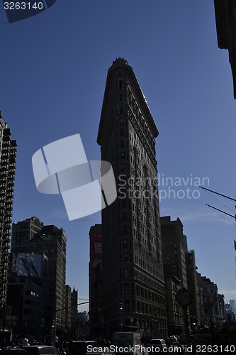 Image of Flatiron building light and shade