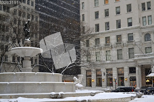 Image of Pulitzer Fountain under the snow