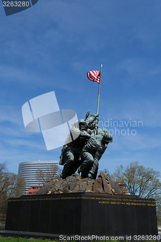 Image of Marine Corps War Memorial in Washington