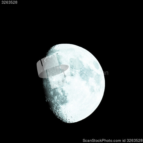 Image of Gibbous moon