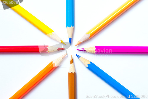 Image of colored pencils