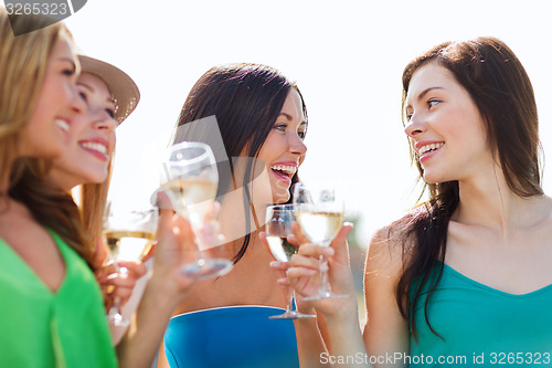 Image of girls with champagne glasses