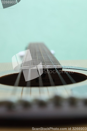 Image of strings on the guitar