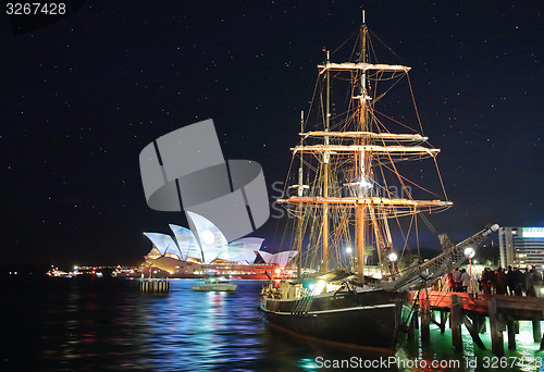 Image of Sydney Opera House and Southern Swan during \'vivid Sydney Festiv
