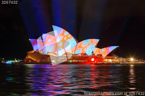 Image of Sydney Opera House in colourful circles design