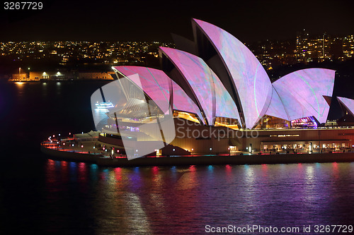 Image of Sydney Opera House adorned with colour and pattern Vivid Sydney