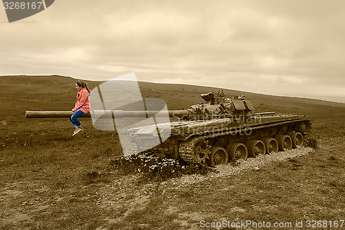 Image of Girl on the tank