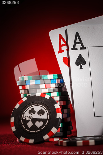 Image of chips and two aces