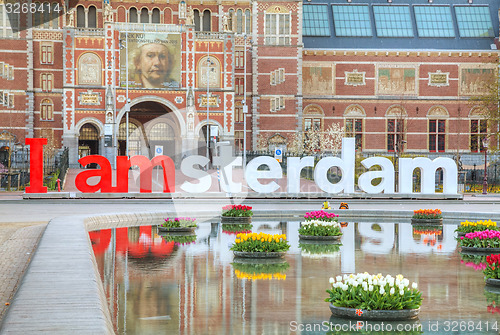 Image of I Amsterdam slogan early in the morning