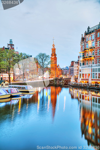 Image of Overview of Amsterdam with Munttoren