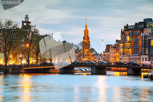 Image of Overview of Amsterdam with Munttoren