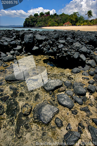 Image of beach and stones