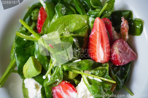 Image of Fresh Salad with strawberries, goat cheese and shrimps