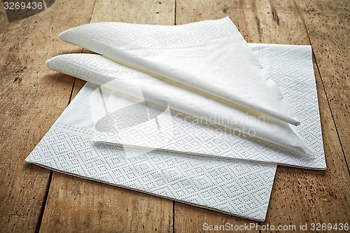 Image of white paper napkins 