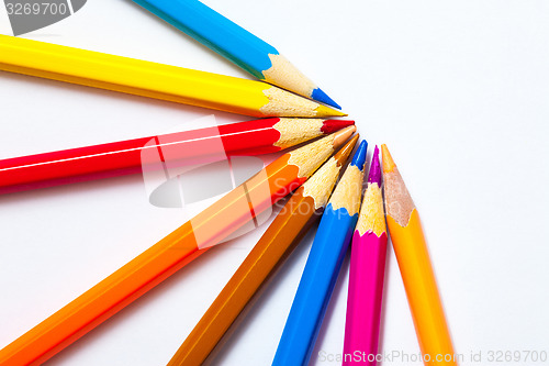 Image of set of colored pencils