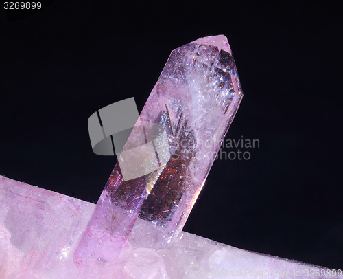 Image of Pink Quartz crystal.