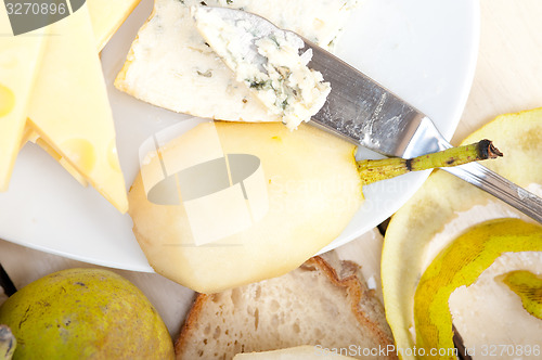 Image of cheese and pears