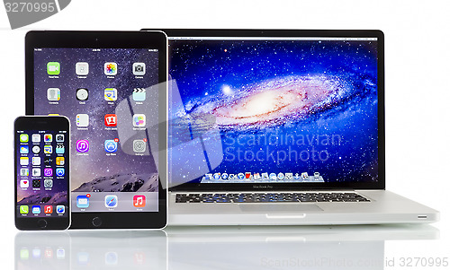 Image of Apple  Macbook Pro, iPad Air 2 and iPhone 6