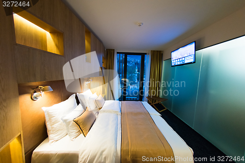 Image of modern hotel room