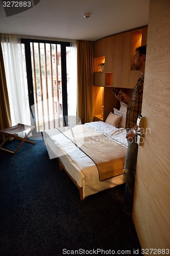 Image of modern hotel room