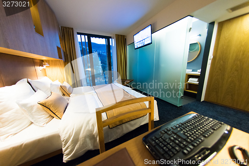 Image of modern hotel room