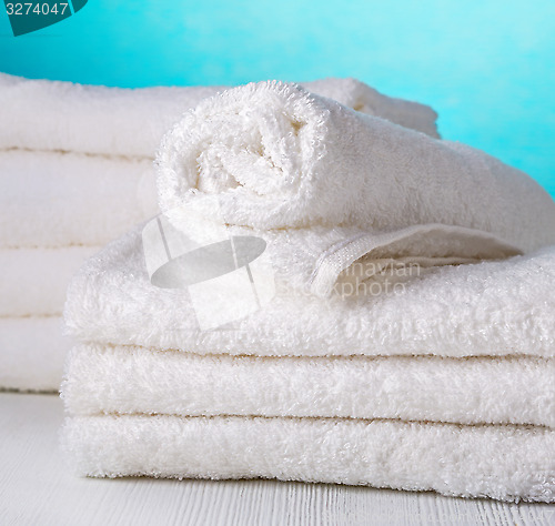 Image of stack of white towels