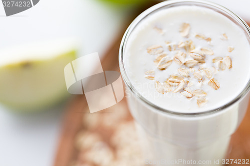 Image of close up of yogurt with oat flakes