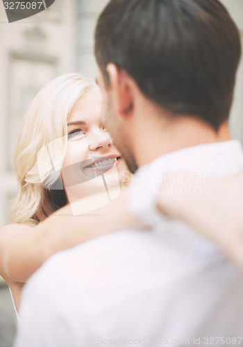 Image of couple in the city