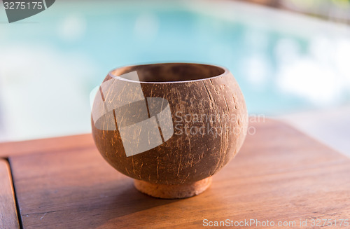 Image of empty bowl on table at hotel spa