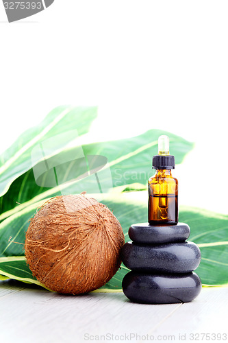 Image of coconut essential oil