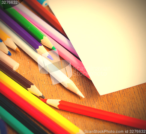 Image of set of colored pencils